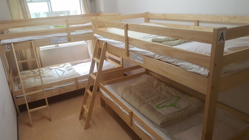 Fukuoka Guest House Rodem ภายนอก รูปภาพ
